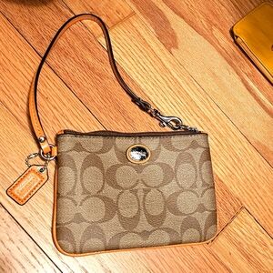 EUC Coach Wristlet